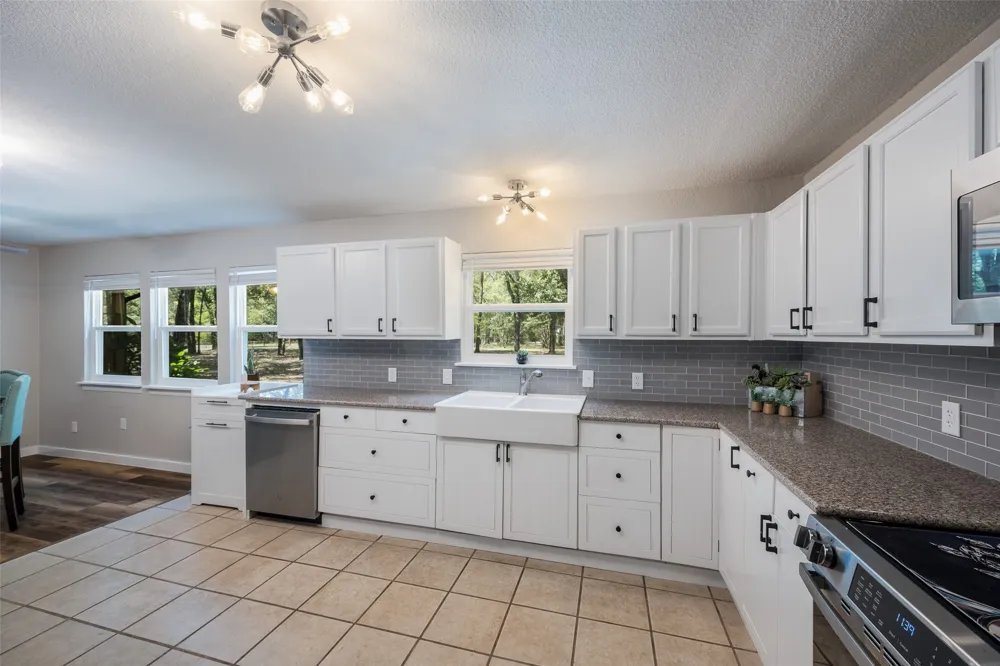 19865 Leisureland Road Mabank, TX 75156