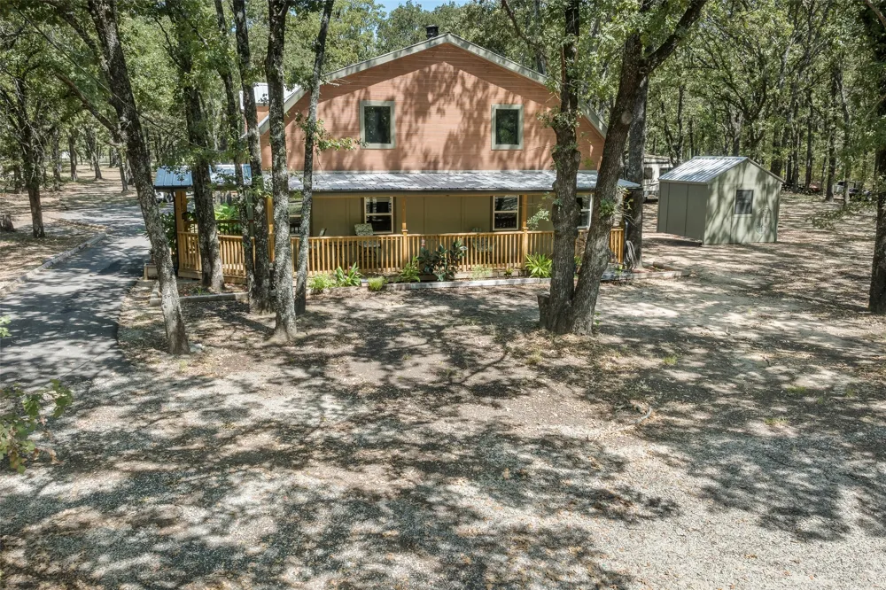19865 Leisureland Road Mabank, TX 75156