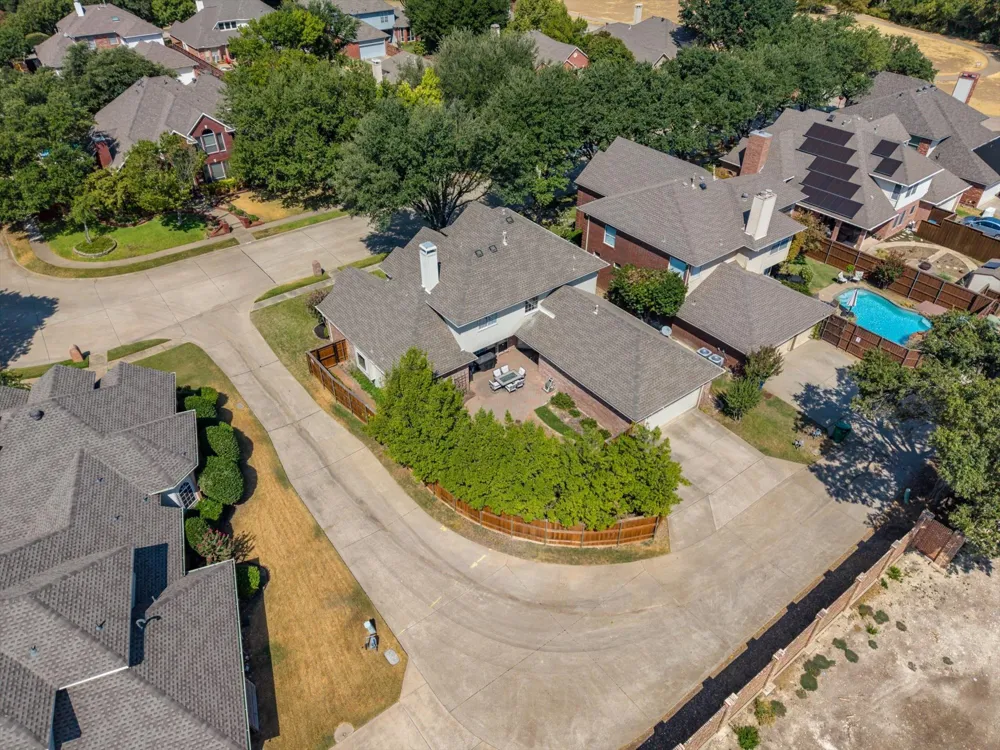 2644 Newcastle Drive Carrollton, TX 75007