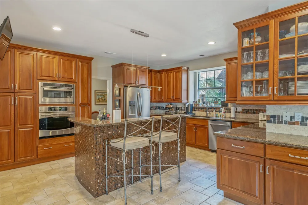 2644 Newcastle Drive Carrollton, TX 75007