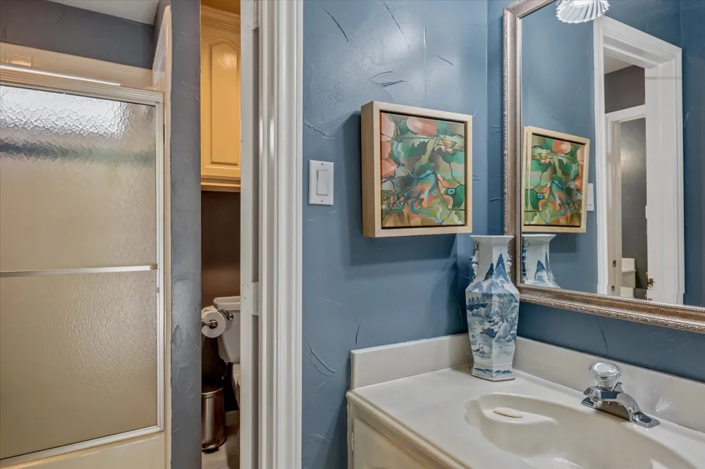 2644 Newcastle Drive Carrollton, TX 75007