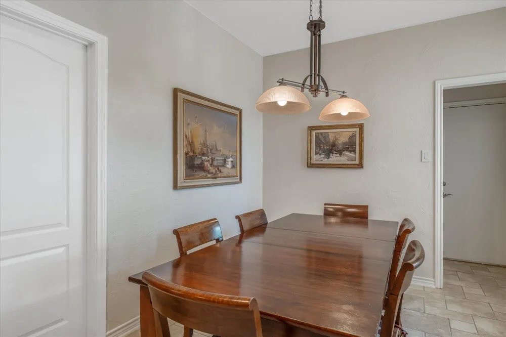 2644 Newcastle Drive Carrollton, TX 75007