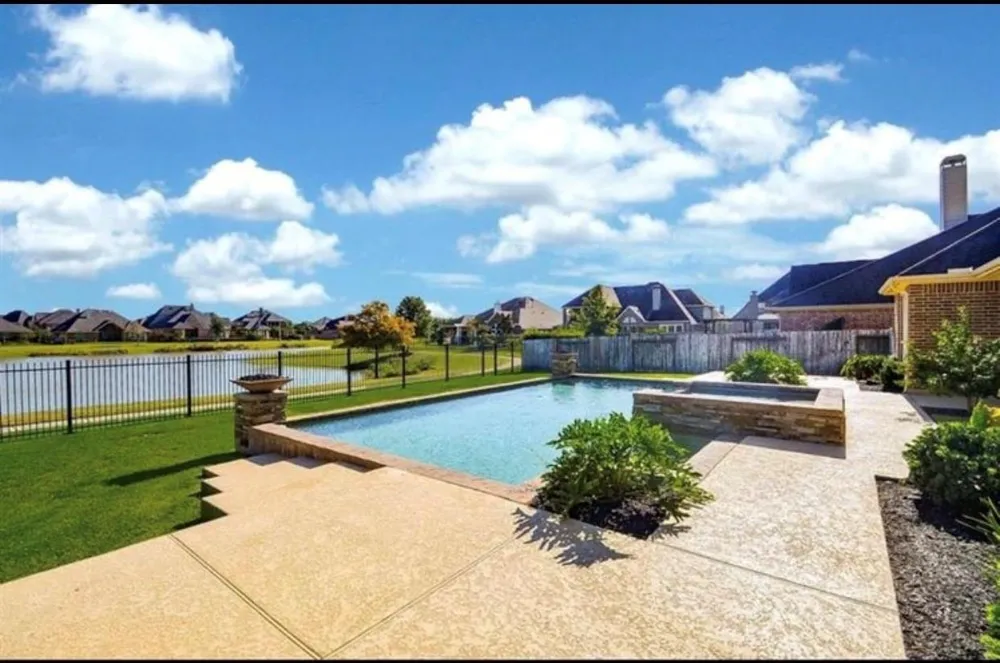 2703 Bonnie Bray Dr Drive Katy, TX 77494