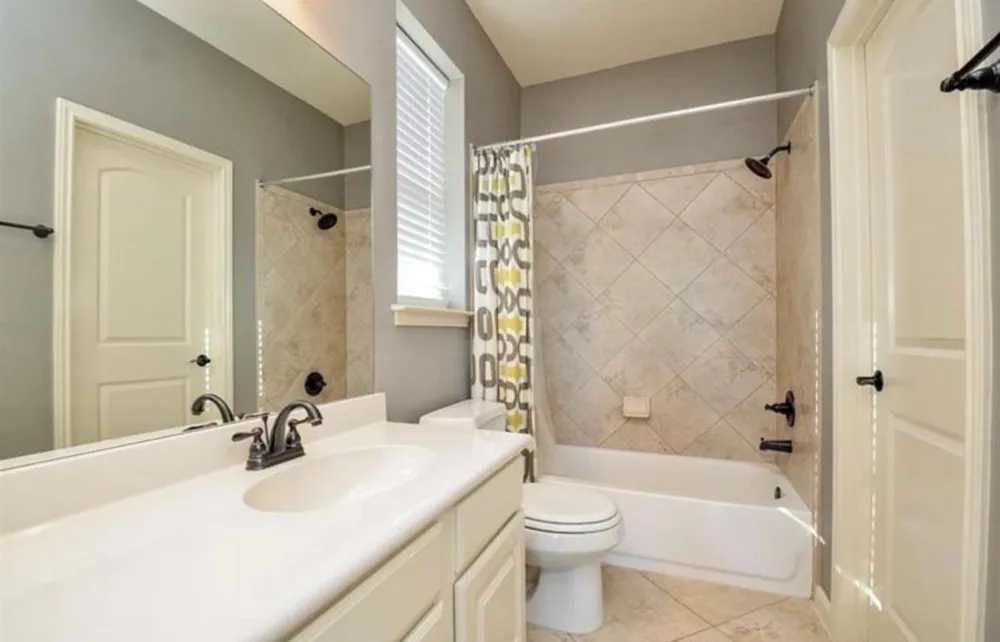 2703 Bonnie Bray Dr Drive Katy, TX 77494