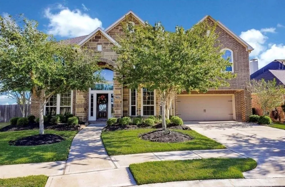 2703 Bonnie Bray Dr Drive Katy, TX 77494