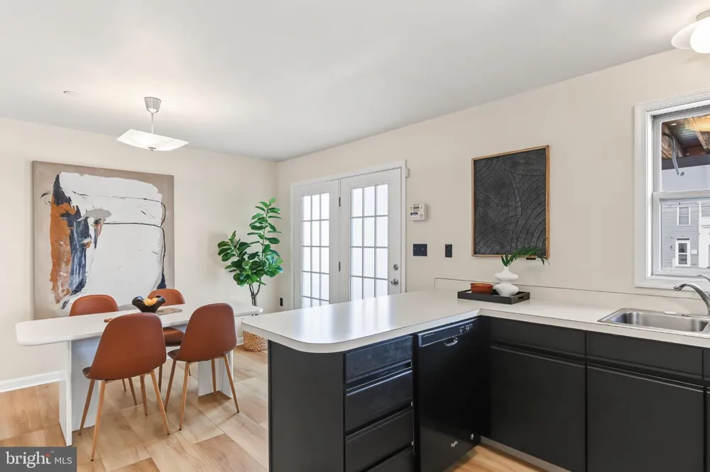 1412 FULTON STREET Harrisburg, PA 17102