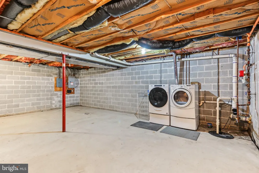 1412 FULTON STREET Harrisburg, PA 17102