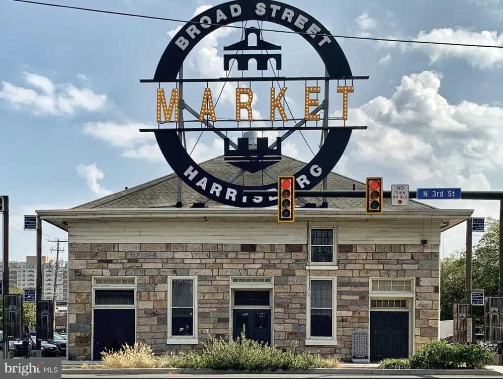 1412 FULTON STREET Harrisburg, PA 17102
