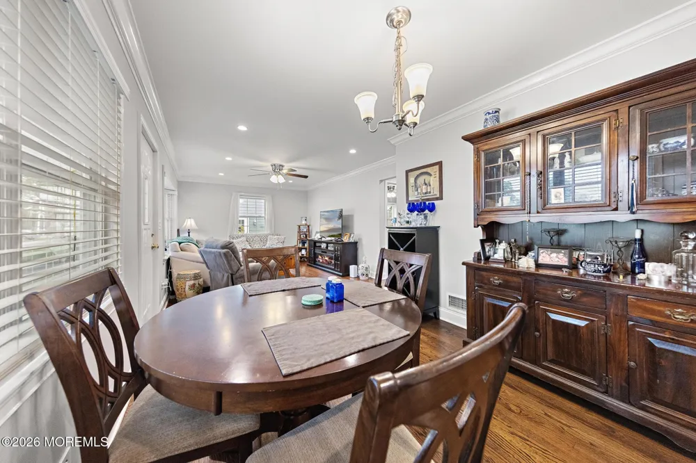 8 Meadowbrook Avenue Eatontown, NJ 07724