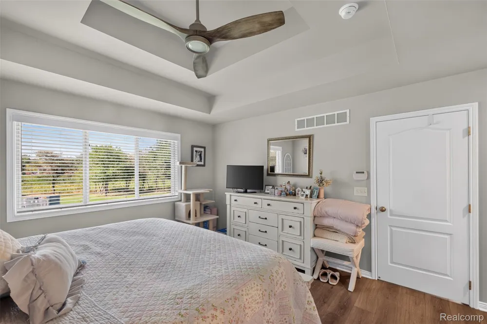 49661 Manistee Drive Chesterfield Township, MI 48047