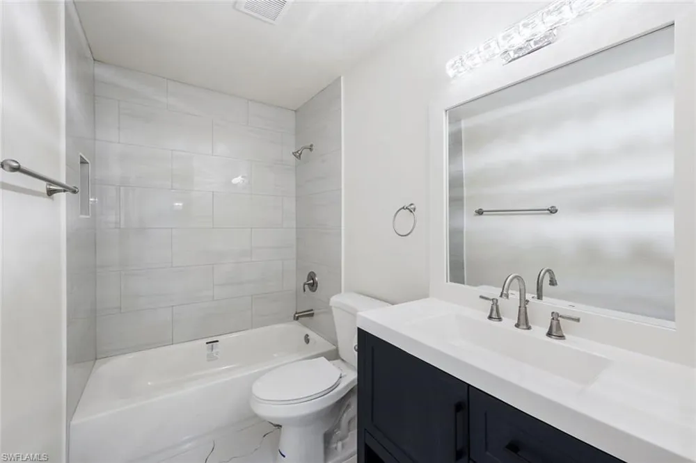 6031 Macbeth Lane Fort Myers, FL 33908