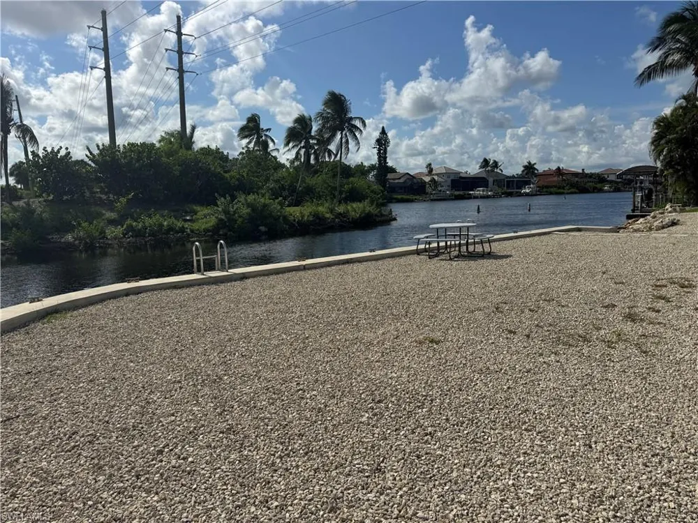 6031 Macbeth Lane Fort Myers, FL 33908