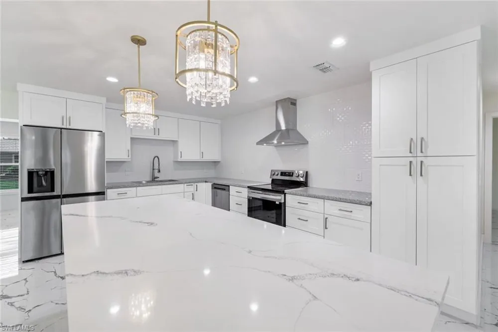 6031 Macbeth Lane Fort Myers, FL 33908