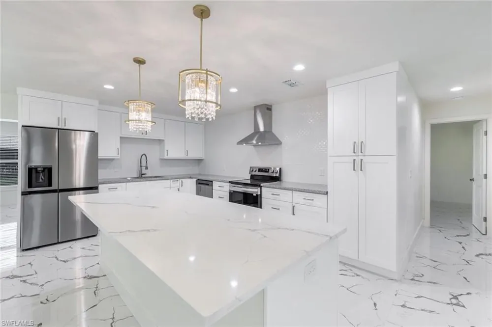 6031 Macbeth Lane Fort Myers, FL 33908