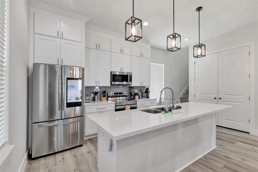 18515 Shaman Drive Galveston, TX 77554