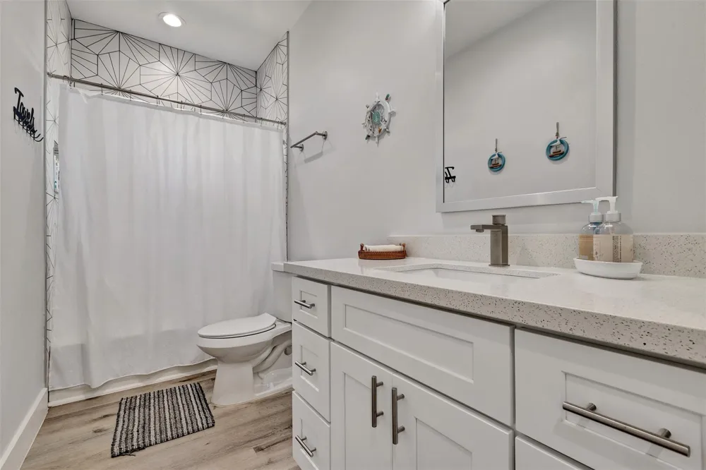18515 Shaman Drive Galveston, TX 77554