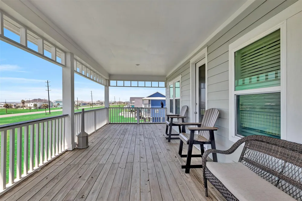 18515 Shaman Drive Galveston, TX 77554