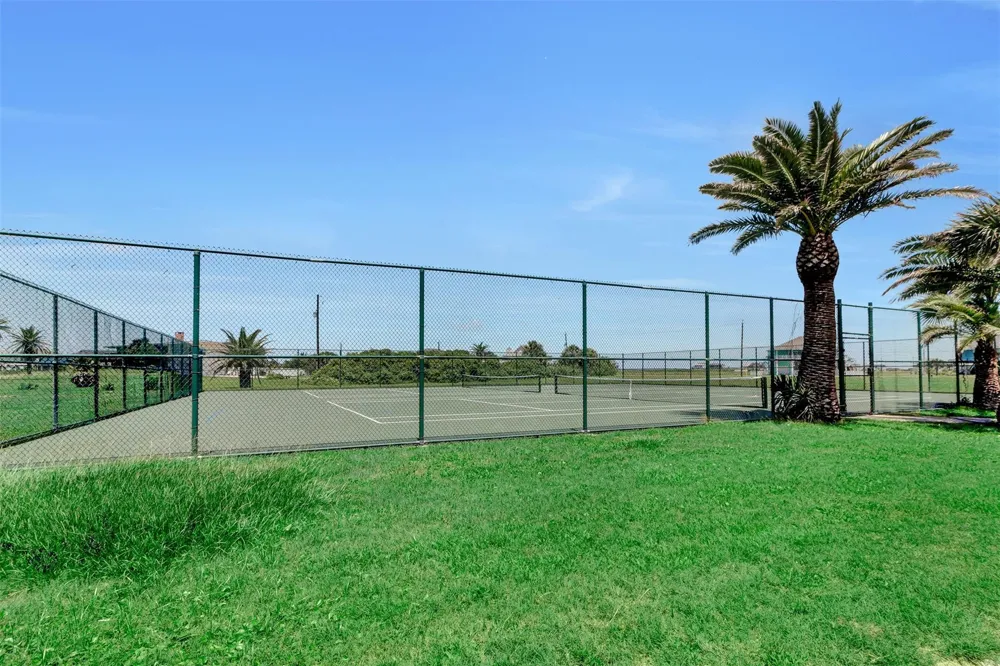 18515 Shaman Drive Galveston, TX 77554