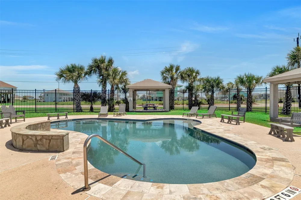 18515 Shaman Drive Galveston, TX 77554
