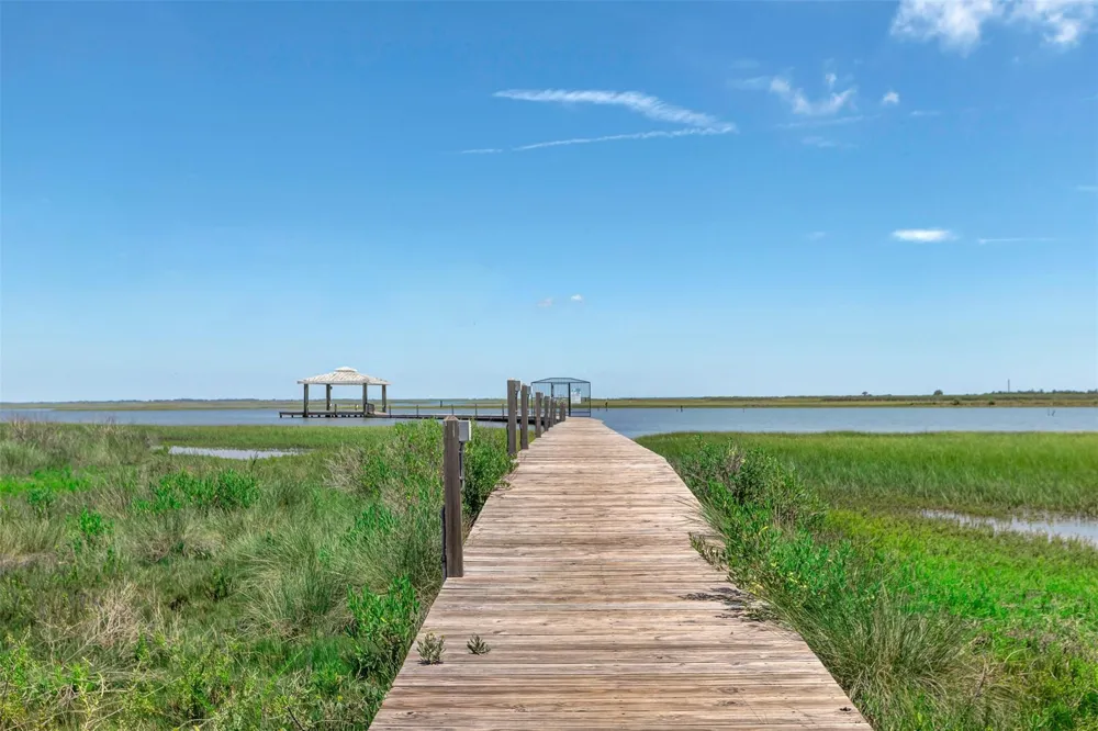 18515 Shaman Drive Galveston, TX 77554