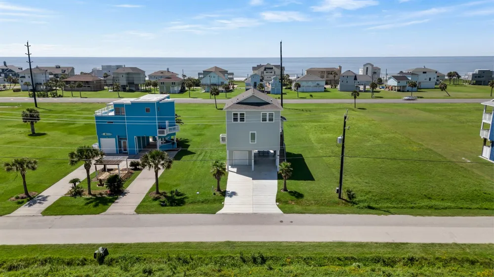 18515 Shaman Drive Galveston, TX 77554