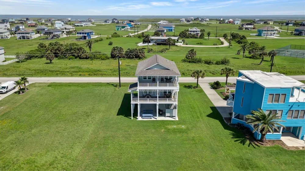 18515 Shaman Drive Galveston, TX 77554