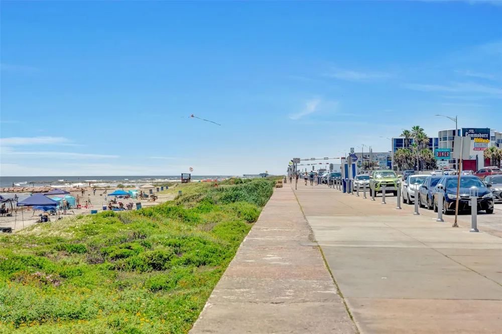 18515 Shaman Drive Galveston, TX 77554