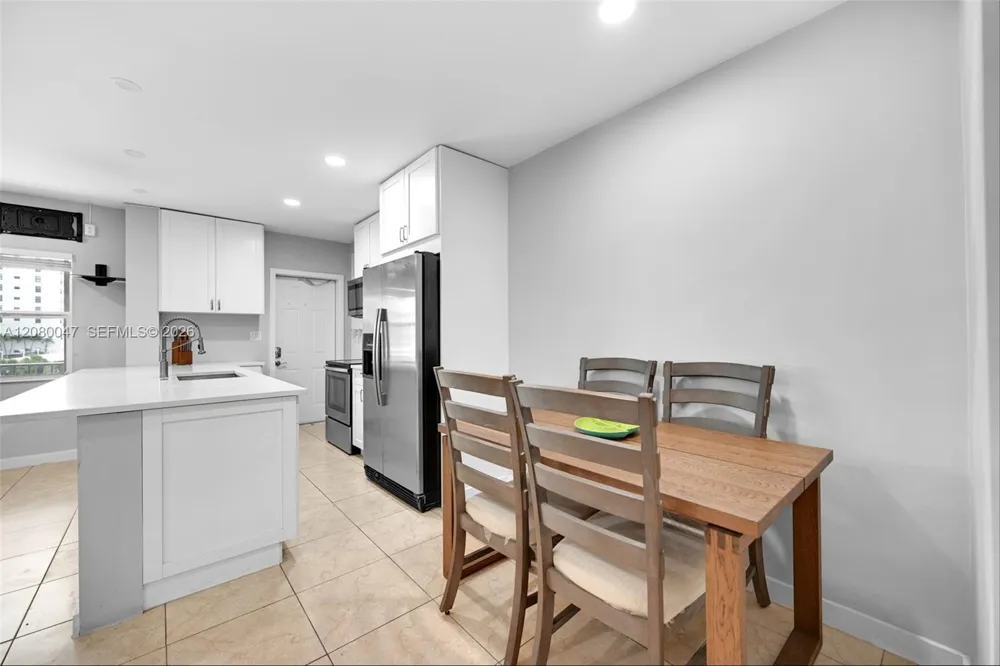 2600 S Ocean Dr #S311 Hollywood, FL 33019