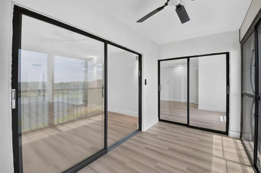 6866 HUNTINGTON LANE #707 Delray Beach, FL 33446