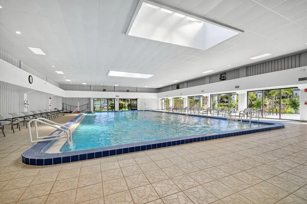 6866 HUNTINGTON LANE #707 Delray Beach, FL 33446