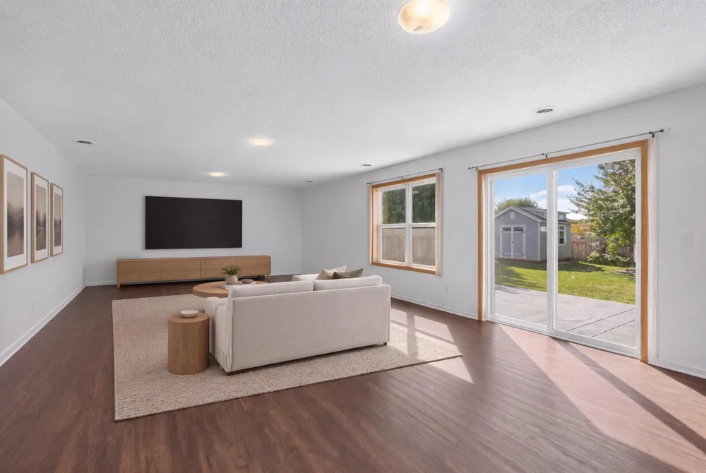 1969 Schoolmaster Drive Chaska, MN 55318