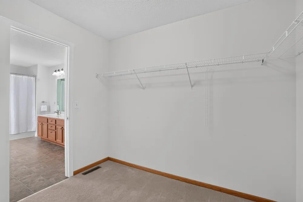 1969 Schoolmaster Drive Chaska, MN 55318
