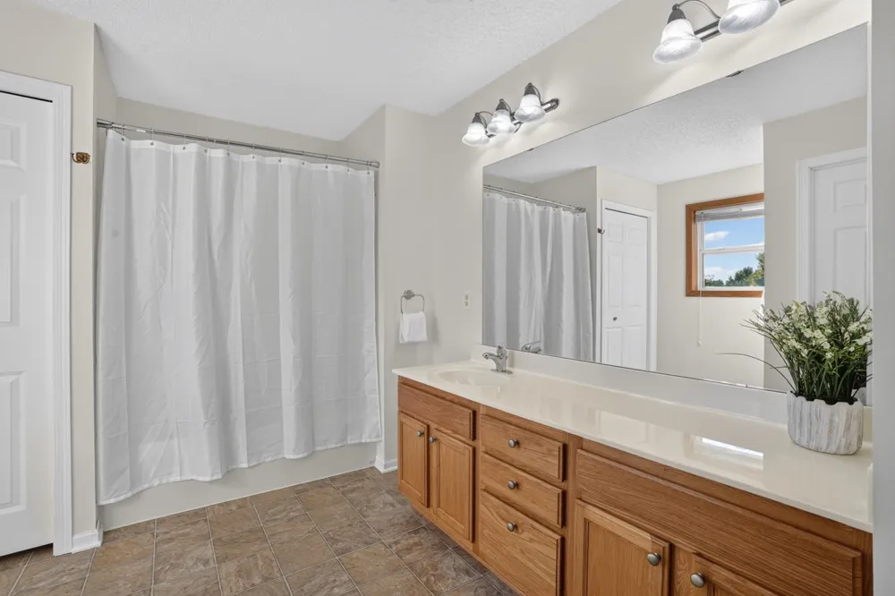 1969 Schoolmaster Drive Chaska, MN 55318