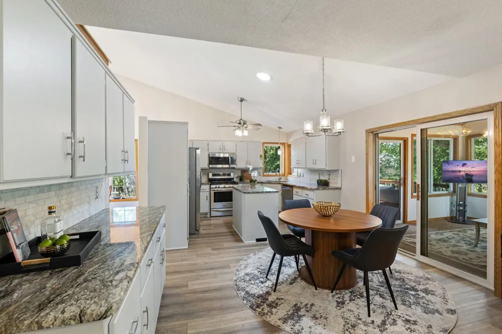6300 91st Trail Brooklyn Park, MN 55445