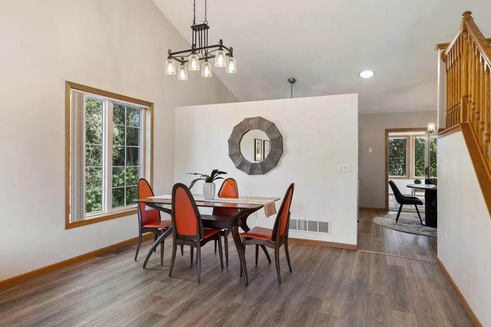 6300 91st Trail Brooklyn Park, MN 55445