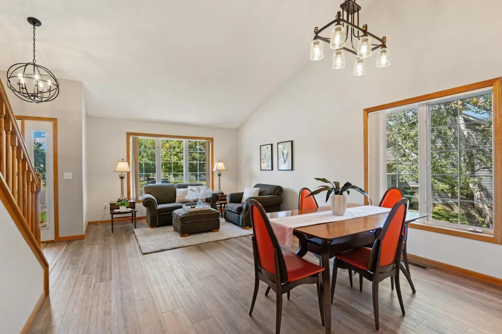 6300 91st Trail Brooklyn Park, MN 55445