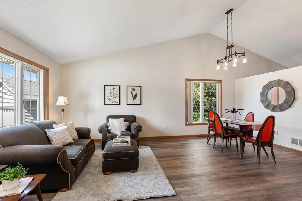 6300 91st Trail Brooklyn Park, MN 55445