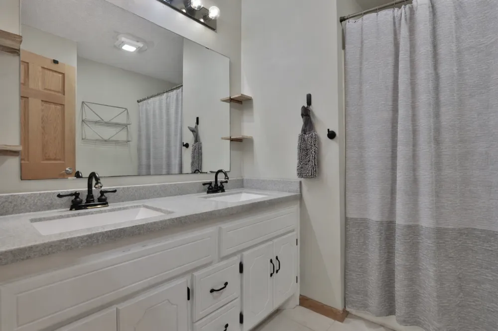 13280 200th Avenue NW Elk River, MN 55330