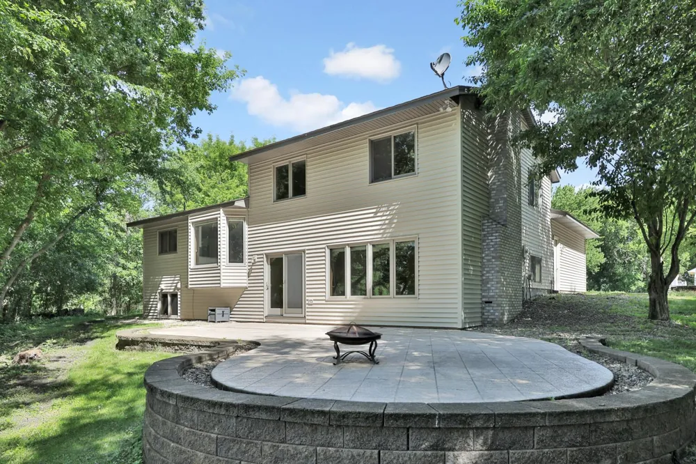 13280 200th Avenue NW Elk River, MN 55330