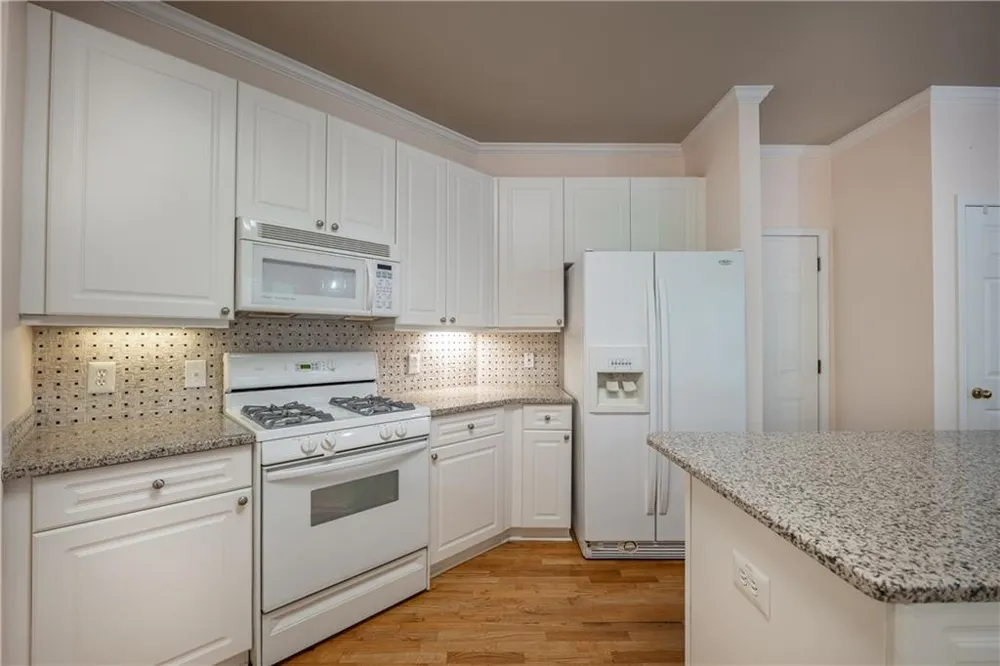 2059 Woodside Park Drive Woodstock, GA 30188
