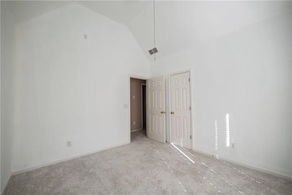 2059 Woodside Park Drive Woodstock, GA 30188