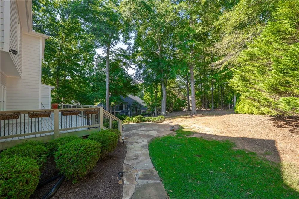 2059 Woodside Park Drive Woodstock, GA 30188