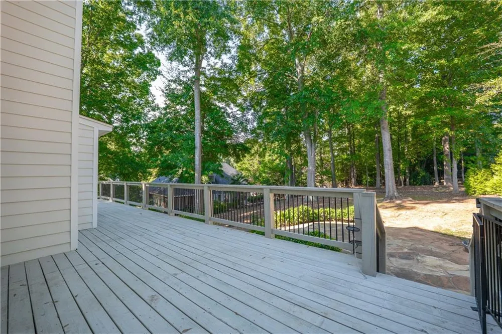 2059 Woodside Park Drive Woodstock, GA 30188