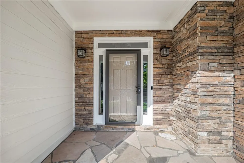 2059 Woodside Park Drive Woodstock, GA 30188
