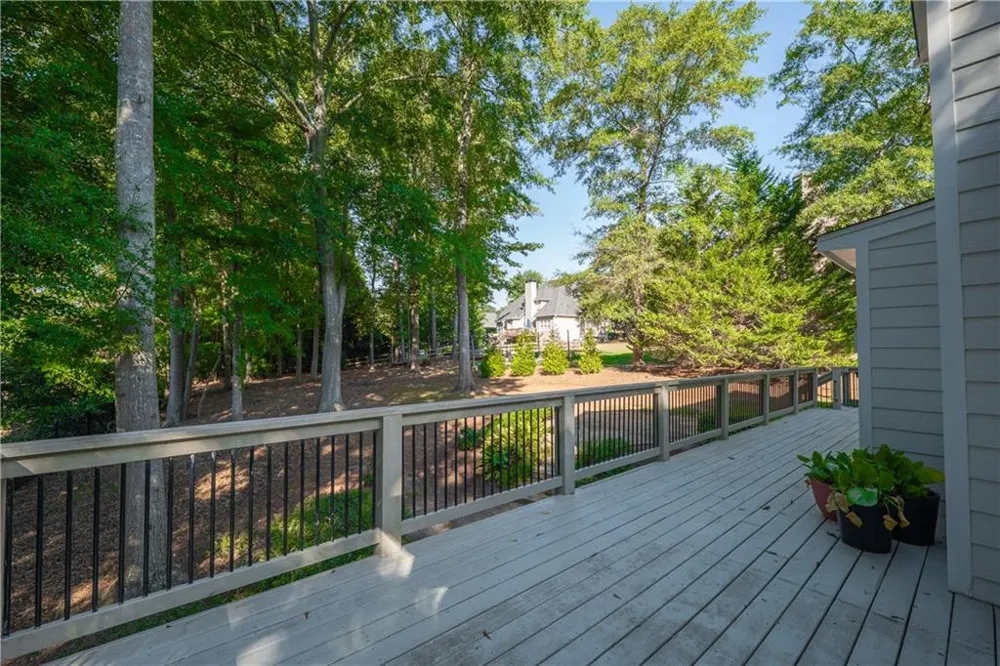 2059 Woodside Park Drive Woodstock, GA 30188