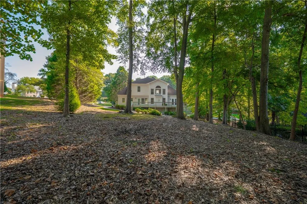 2059 Woodside Park Drive Woodstock, GA 30188