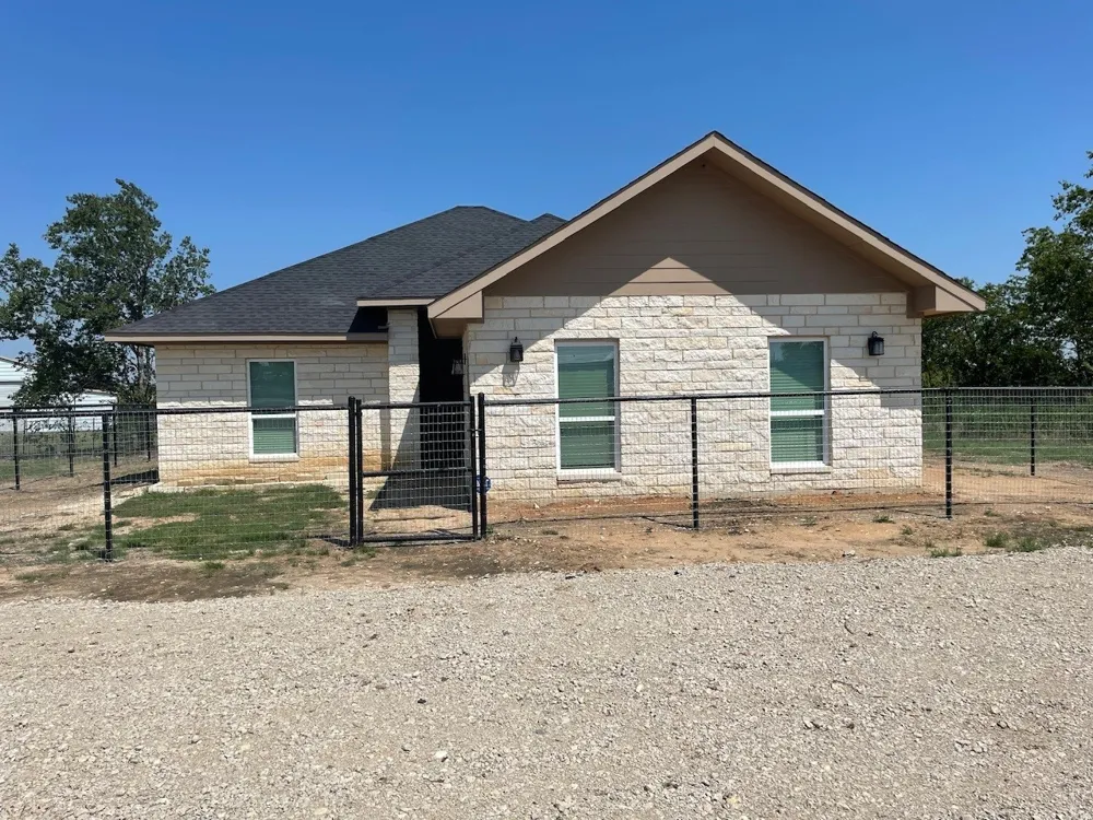 18636 Doubletree Drive Justin, TX 76247