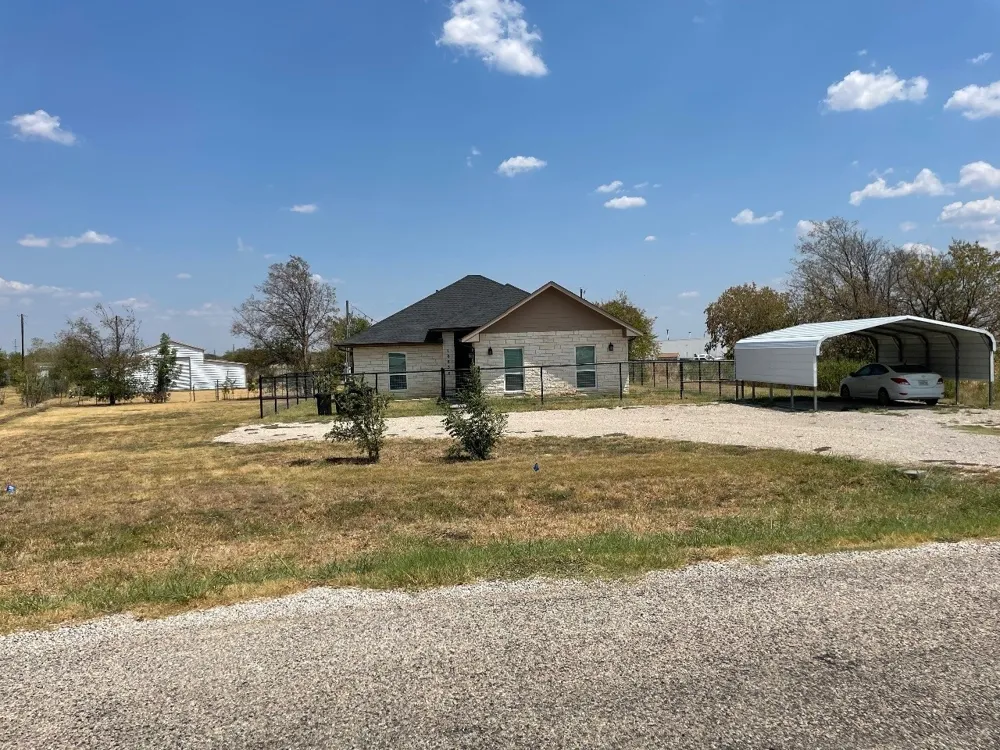 18636 Doubletree Drive Justin, TX 76247