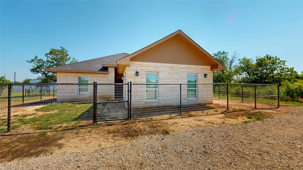 18636 Doubletree Drive Justin, TX 76247