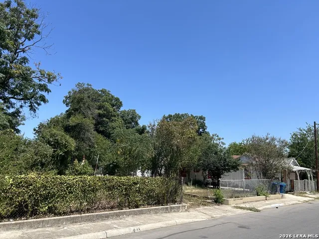 211 Mercedes San Antonio, TX 78207